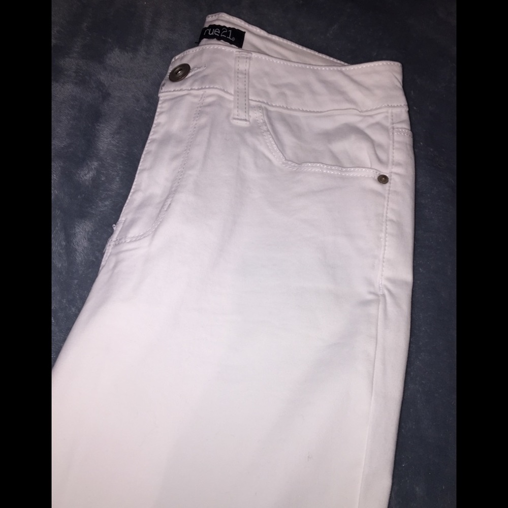 Rue 21 white jeans
